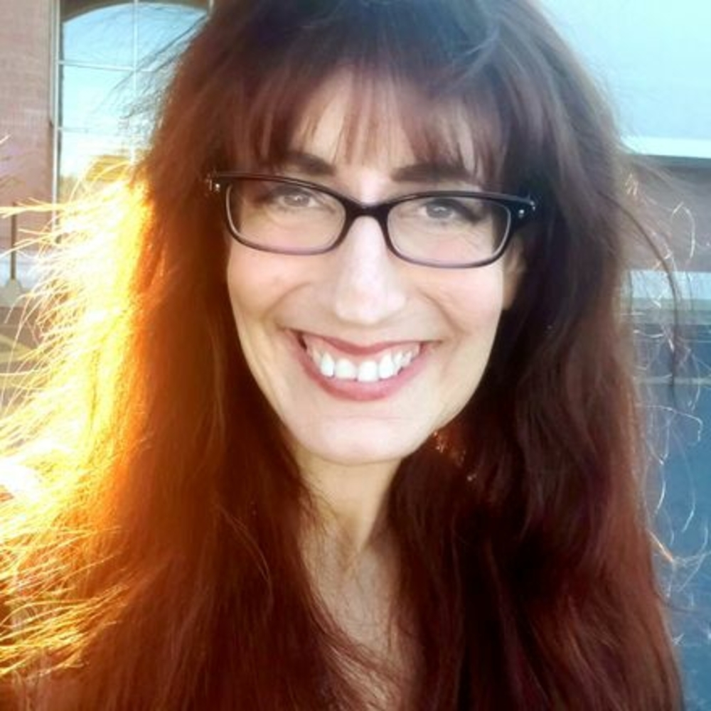 Meet your Posher, Caroline